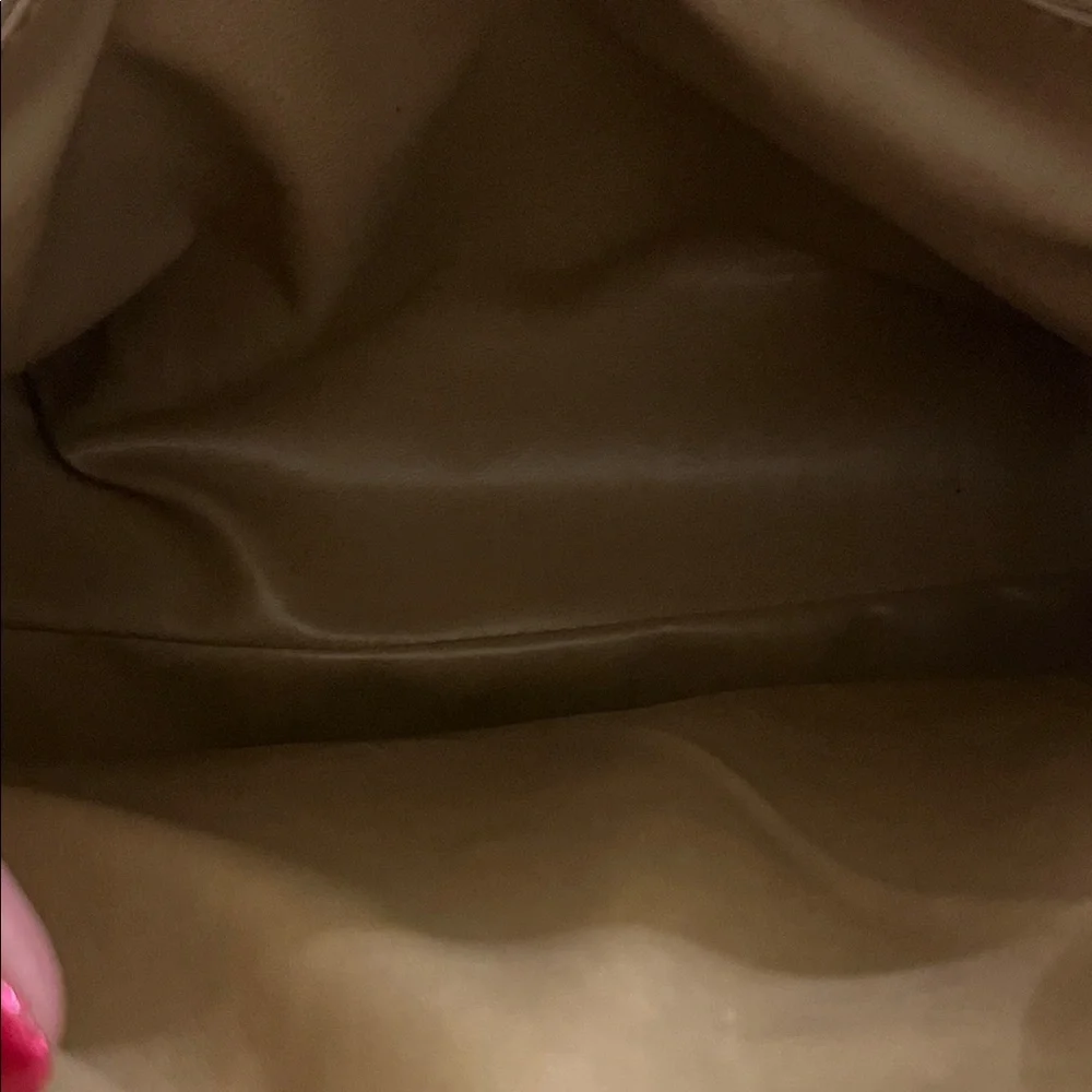 Bally Made in Italy Leather Medium Black Satchel with Gold Accents with handles - Picture 7 of 8